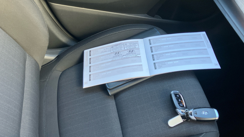 Hyundai KONA 1.6 GDi Hybrid Premium 5dr DCT Hybrid Hatchback